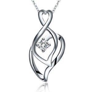 各年齡段黃金首飾佩戴指南 彰顯品味與氣質的珠寶選擇