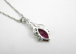 925銀飾與天然寶石的完美結合 探尋紅剛玉吊墜的時尚魅力與批發商機