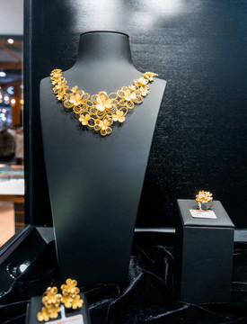 黃金首飾的魅力與選擇 從投資到品味的雙重藝術